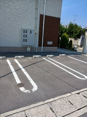 ピースフル平島の駐車場|駐車場があります