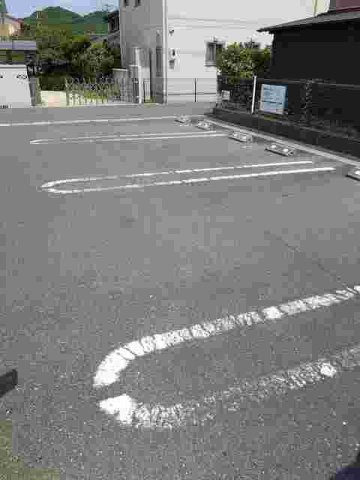 【駐車場】 | グリーンスプリングス　Ａ | 駐車場があります