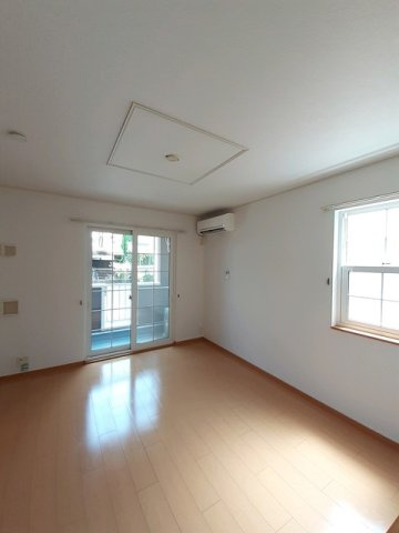 【居間・リビング】 | グリーンスプリングス　Ａ | 居間です
