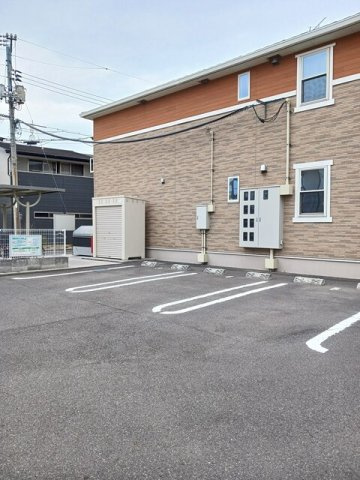 和・メゾンＫの駐車場|駐車場に車を止められます