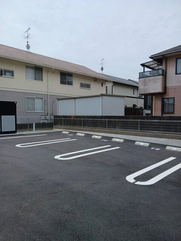 【駐車場】 | リベルタ７１　Ⅰ | 駐車場に車を止められます