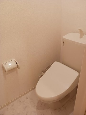 【トイレ】 | サンハイツ西浦 | 落ち着いたトイレです