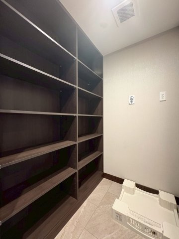 グラングリーン大阪THE NORTH RESIDENCE　扇町小学校の洗面所|洗面所