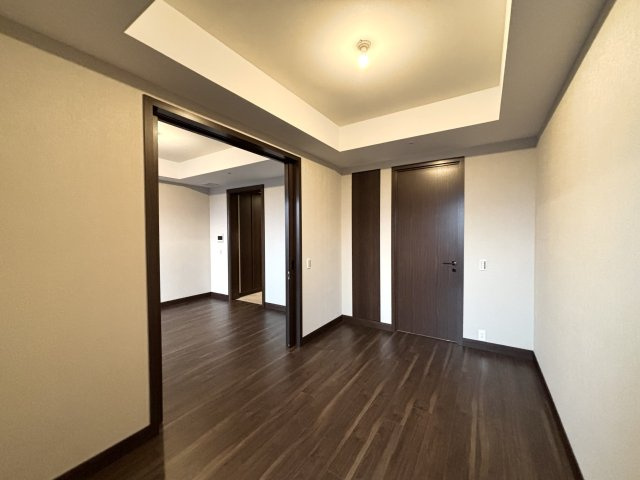 グラングリーン大阪THE NORTH RESIDENCE　扇町小学校の洋室|洋室