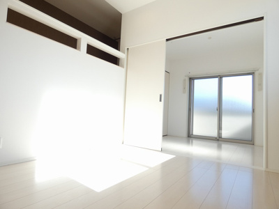 【洋室】 | MAISON LA LUMIERE