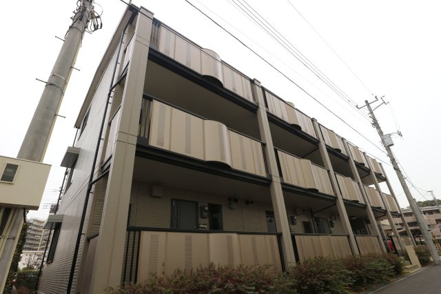 アルファタウン天王台の外観