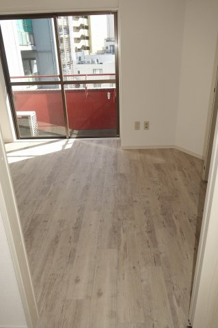 ライオンズマンション塩田駒込の洋室
