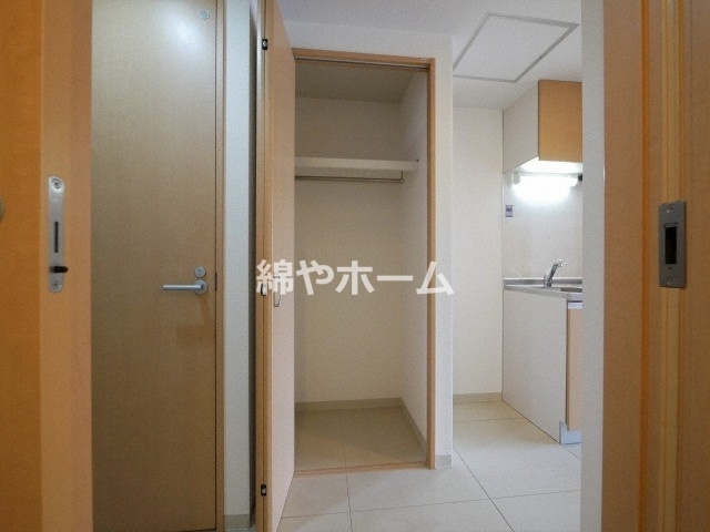 StoRKResidence昭和町の収納|小物を収納するのに便利です