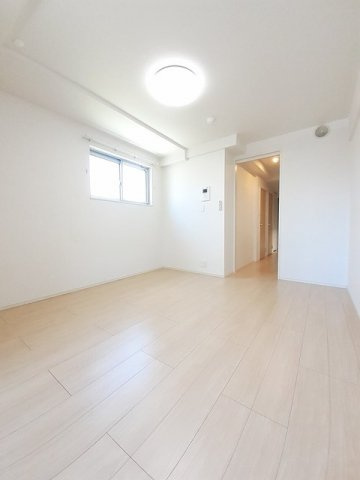 シェモワ　八尾の内装