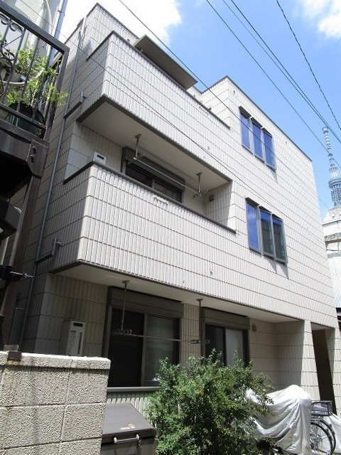 ＬＡ　ＭＡＩＳＯＮ　ＤＵ　ＳＯＬＥＩＬ　２