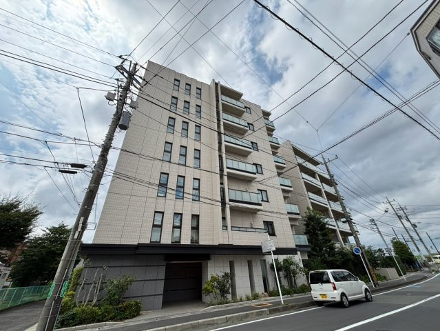 川崎市多摩区布田の賃貸マンションの外観