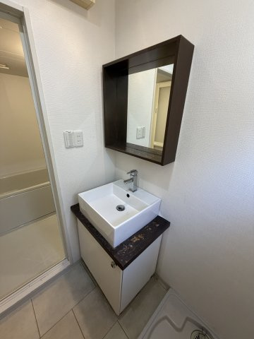 リノスタイル塚口の独立洗面台
