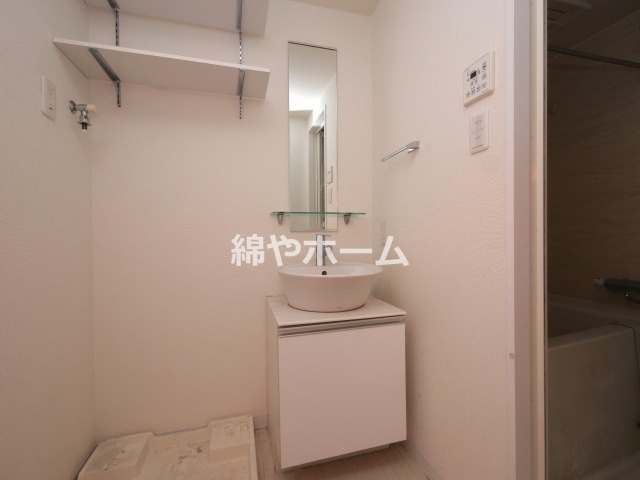 LUMINOUS桜川の洗面所|スペースが確保できる洗面所です