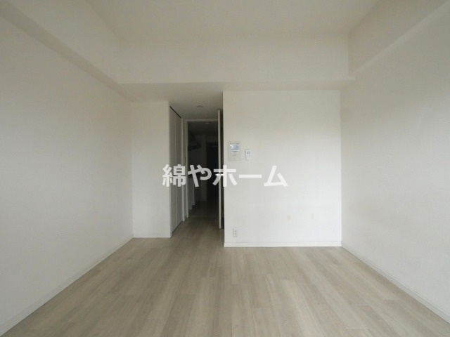 LUMINOUS桜川の寝室|ゆとりの広さです