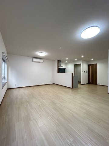 大阪市浪速区日本橋東１丁目の賃貸マンションの居間・リビング