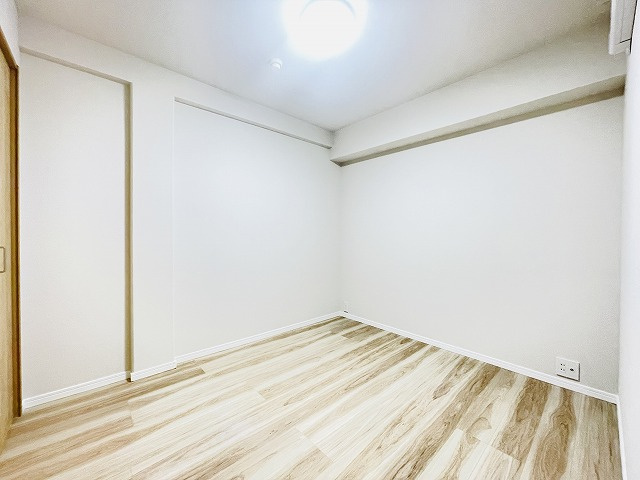 【洋室】 | 日商岩井リバーサイドマンションB棟