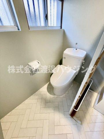 フォレストヒルズ守口連棟貸家のトイレ
