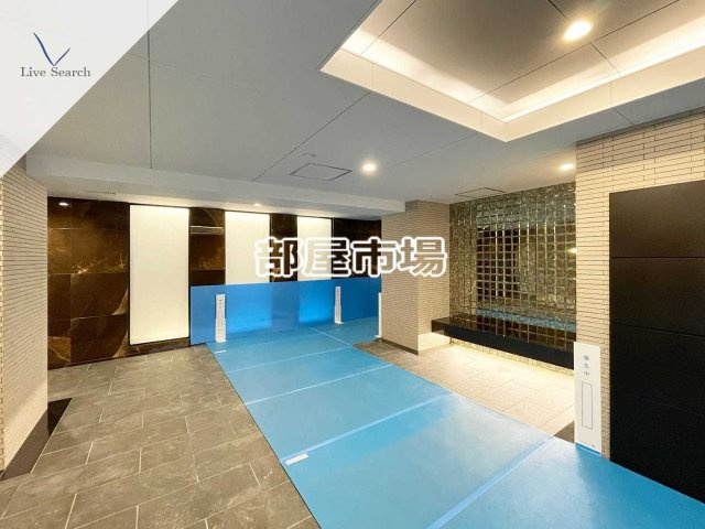 リテラス森下のロビー