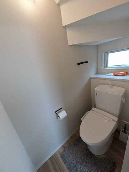 【トイレ】 | 福岡市東区香住ヶ丘３丁目　戸建て | 各階にトイレがあるので来客時や大家族でも安心です