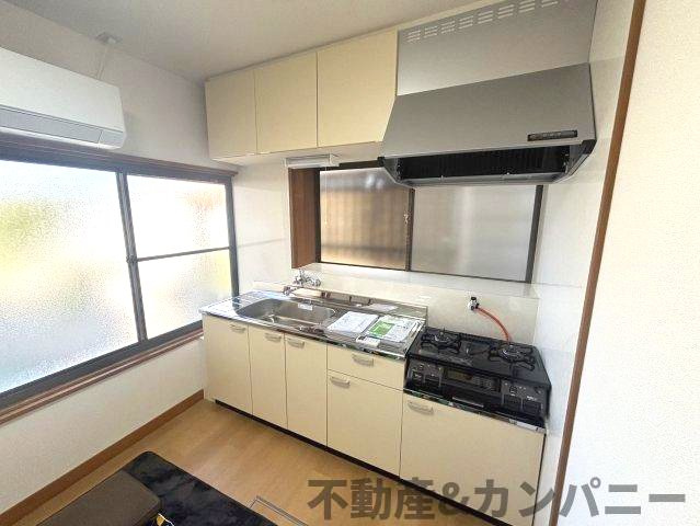 姫原1丁目の中古のおうち　松山市姫原1丁目中古戸建のキッチン|キッチンです