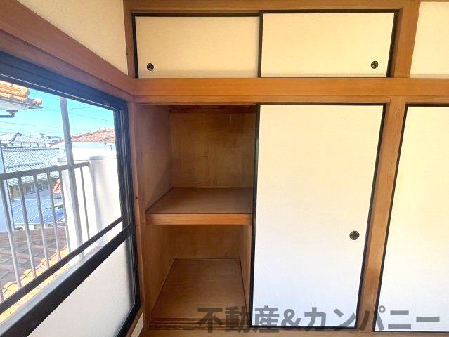 姫原1丁目の中古のおうち　松山市姫原1丁目中古戸建の収納|小物を収納するのに便利です