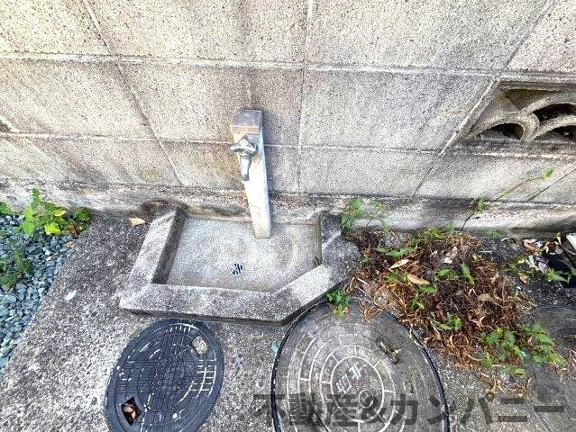 姫原1丁目の中古のおうち　松山市姫原1丁目中古戸建のその他|立水栓です