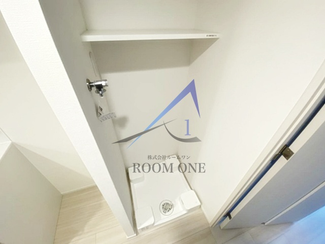 ＧＲＡＮＤ三軒茶屋ＷＥＳＴの設備|洗濯機置場です。