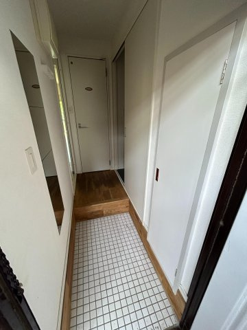 調布スカイハウスの玄関