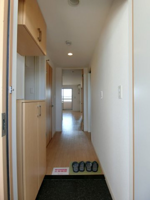 【玄関】 | フレアマンションⅡ | イメージ写真303号室