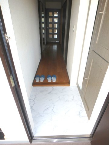 ダイアパレス北六甲の玄関|シンプルで使いやすい玄関です