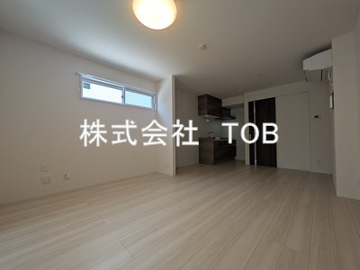 【居間・リビング】 | グラナーデ成城学園前B | リビング12.9帖