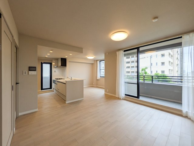 住吉本町ロジュマンの居間・リビング