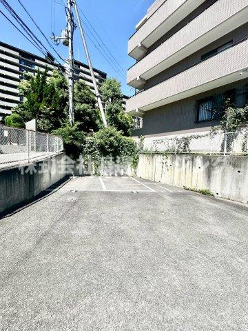 K緑地の駐車場