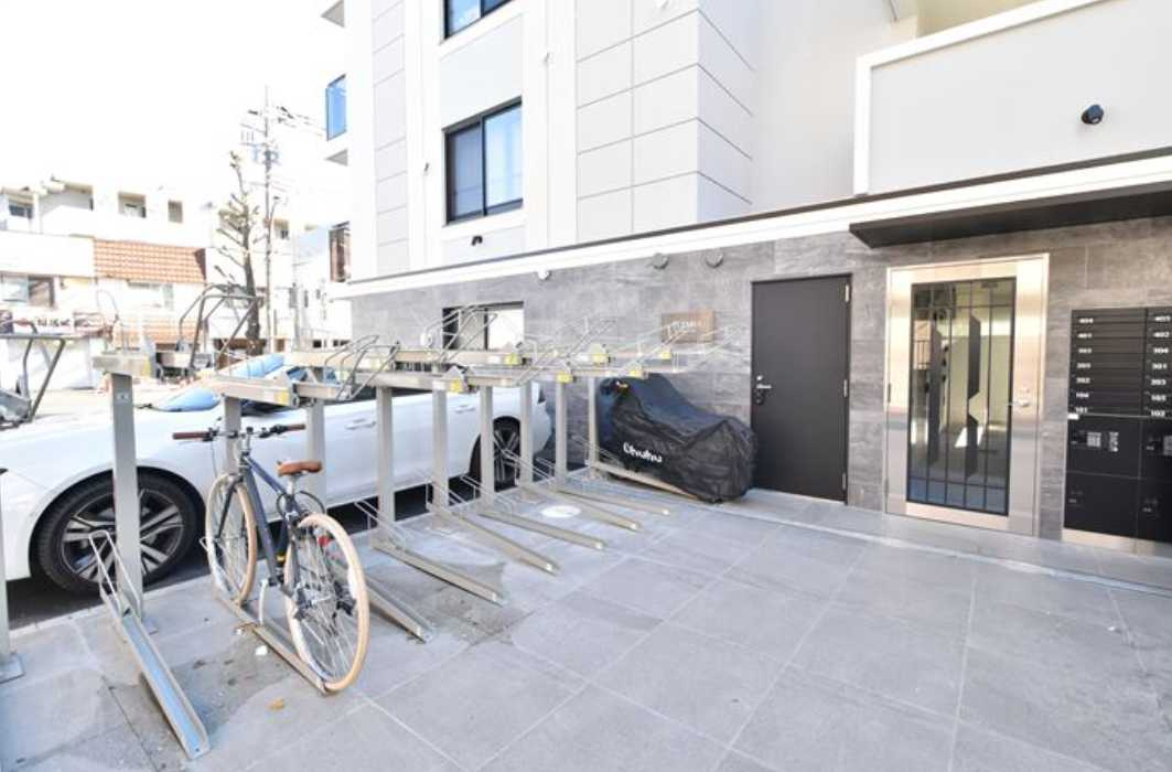 エルファーロ世田谷三宿　敷金０　礼金０　ペット相談のエントランス