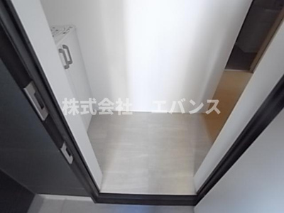 【玄関】 | ラ・ターナ本千葉 | 落ち着いた玄関です