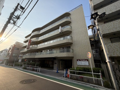上板橋病院 徒歩9分。 650m
