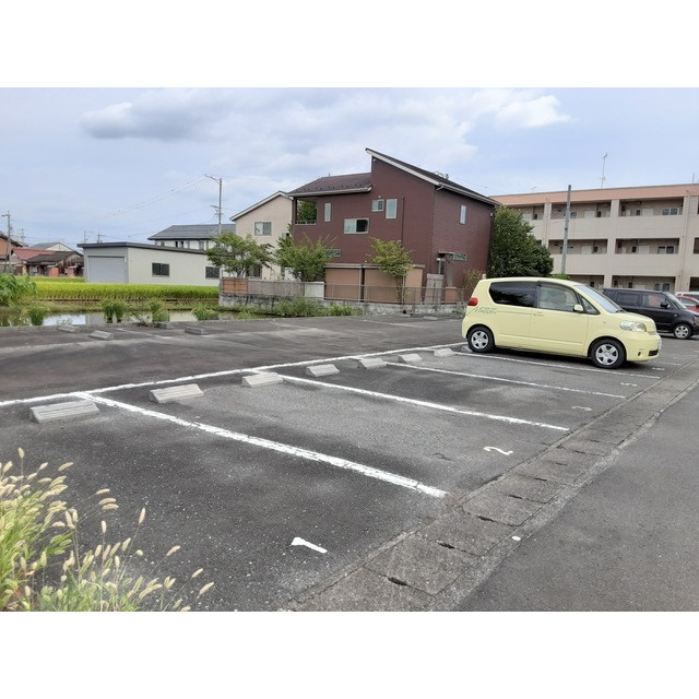 岐阜市宇佐２丁目の駐車場の駐車場