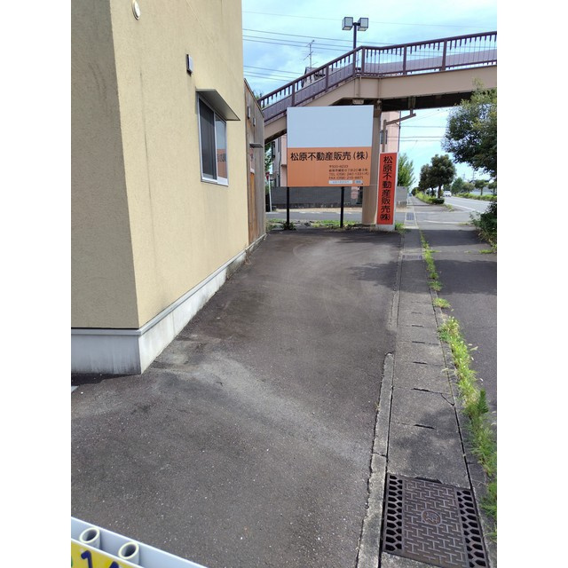岐阜市蔵前６丁目の店舗事務所の駐車場