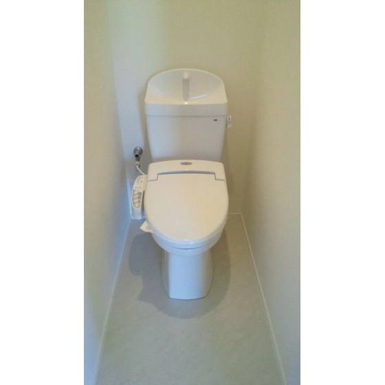 岐阜市蔵前６丁目の店舗事務所のトイレ