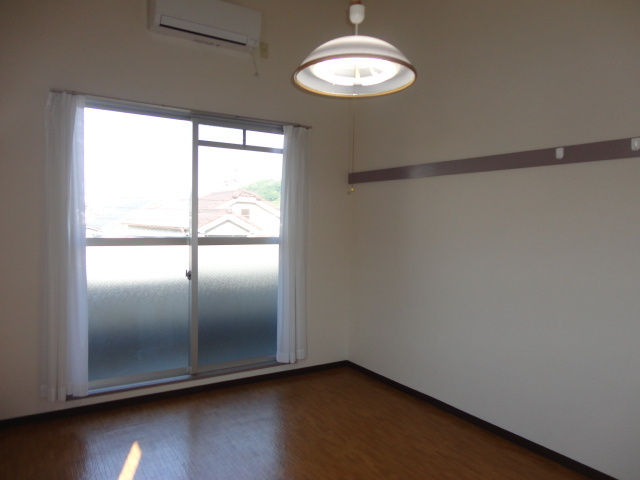 亀井参号館の内装