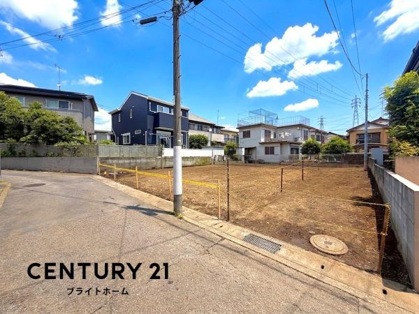 横浜市旭区川島町の新築一戸建の前面道路含む現地写真|陽当りの良さ、住環境を現地にてご確認下さい！
周辺環境も合わせてご案内させていただきます！