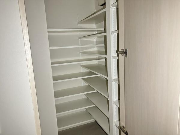 世田谷区中町３丁目の賃貸マンションの玄関