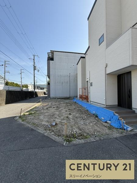 三軒家東6丁目土地の前面道路含む現地写真