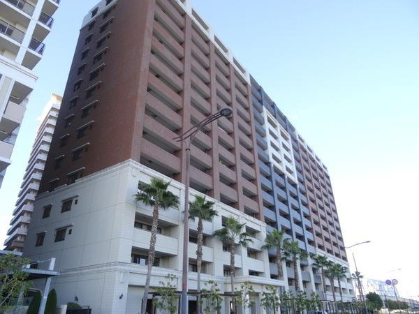 キングマンション大阪ベイの外観|平成21年7月建築のマンションです