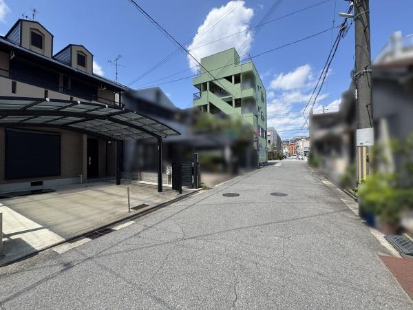【前面道路含む現地写真】 | ■毎週土・日・祝のご対応可能■
お忙しい方も、お仕事前やお仕事帰りなどお客様のご都合に合わせてご案内致します！キッズルーム・駐車場完備！