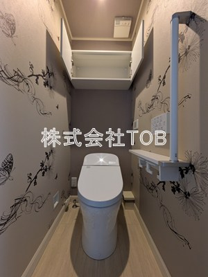 【トイレ】 | 桜丘戸建-桜丘5丁目　定期借家3年- | 2階トイレ