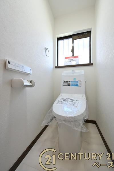 奈良市左京３丁目　一戸建のトイレ|■現地撮影写真■