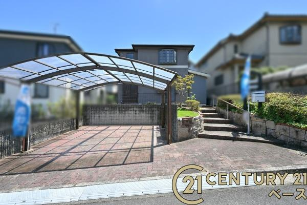 奈良市左京３丁目　一戸建の駐車場|■現地撮影写真■