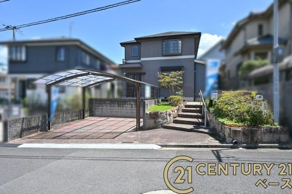 奈良市左京３丁目　一戸建の外観|■現地撮影写真■２０２６年１月リフォーム完成！お気軽にお問い合わせください！