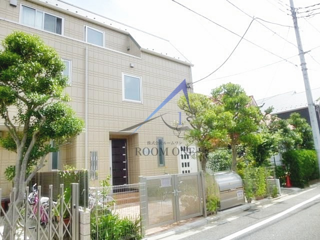 メイプル　コート　駒沢のエントランス|エントランスです。